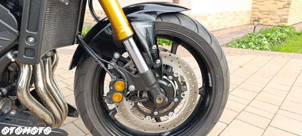 Yamaha FZ8 - 29