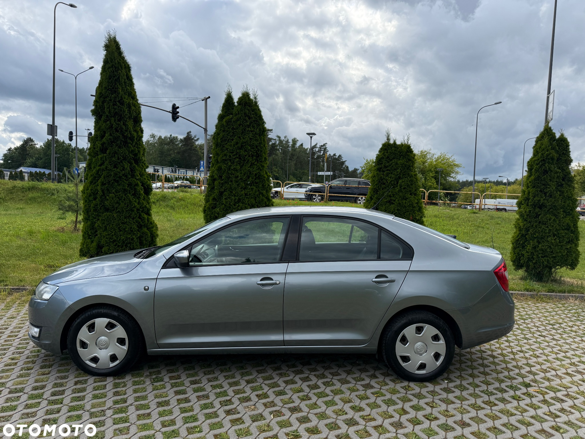 Skoda RAPID 1.2 TSI Active - 6
