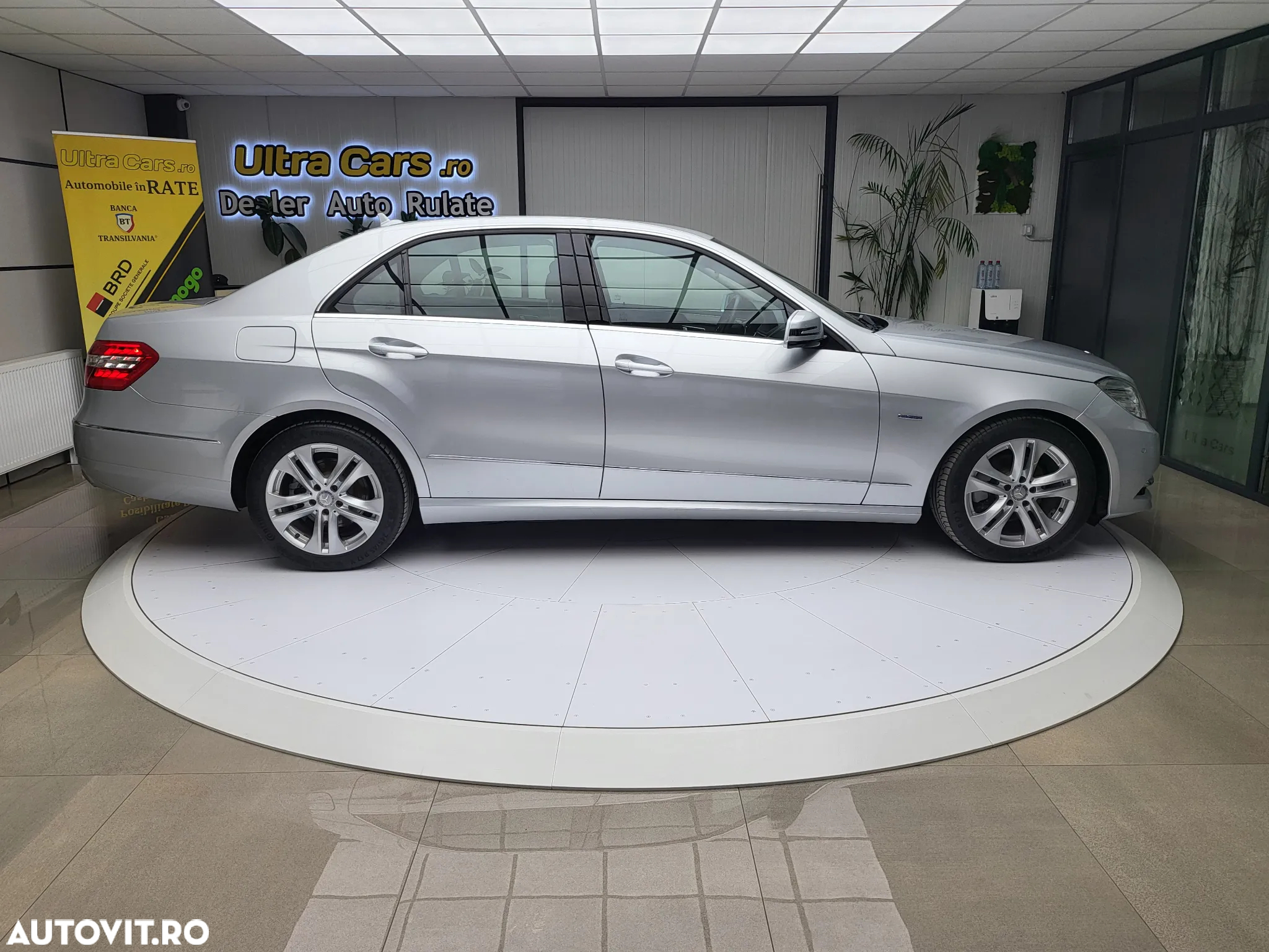 Mercedes-Benz E 200 CDI DPF BlueEFFICIENCY 7G-TRONIC Avantgarde - 7