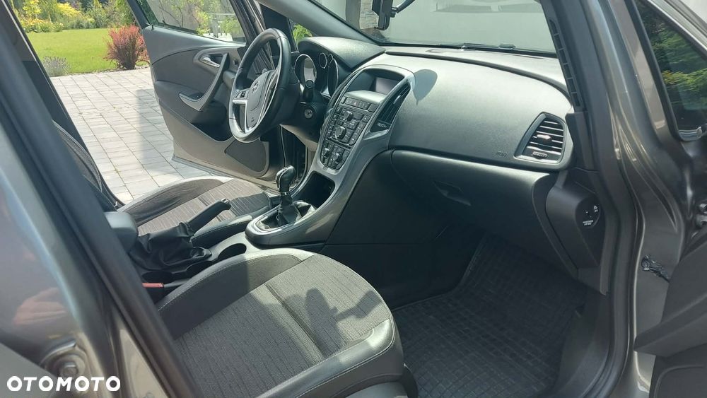 Opel Astra - 10