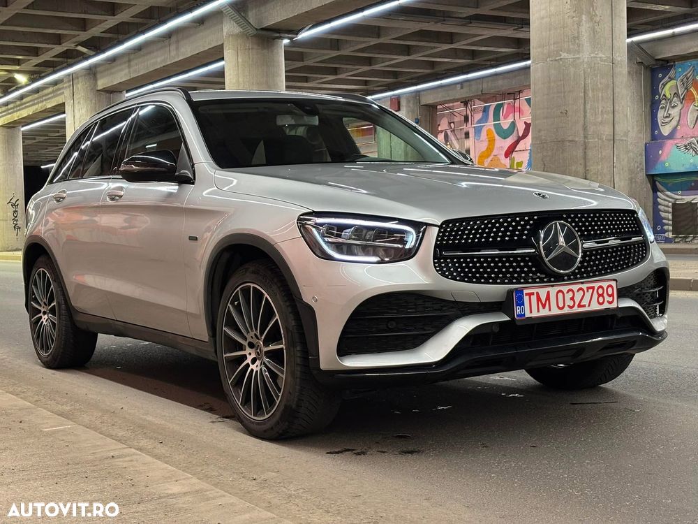 Mercedes-Benz GLC 300 e 4MATIC - 2