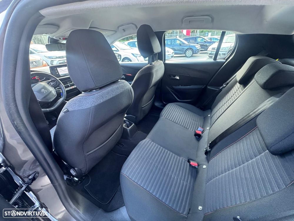 Peugeot 208 1.2 PureTech Active Pack - 8