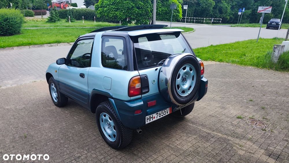 Toyota RAV4 2.0 GLi - 5