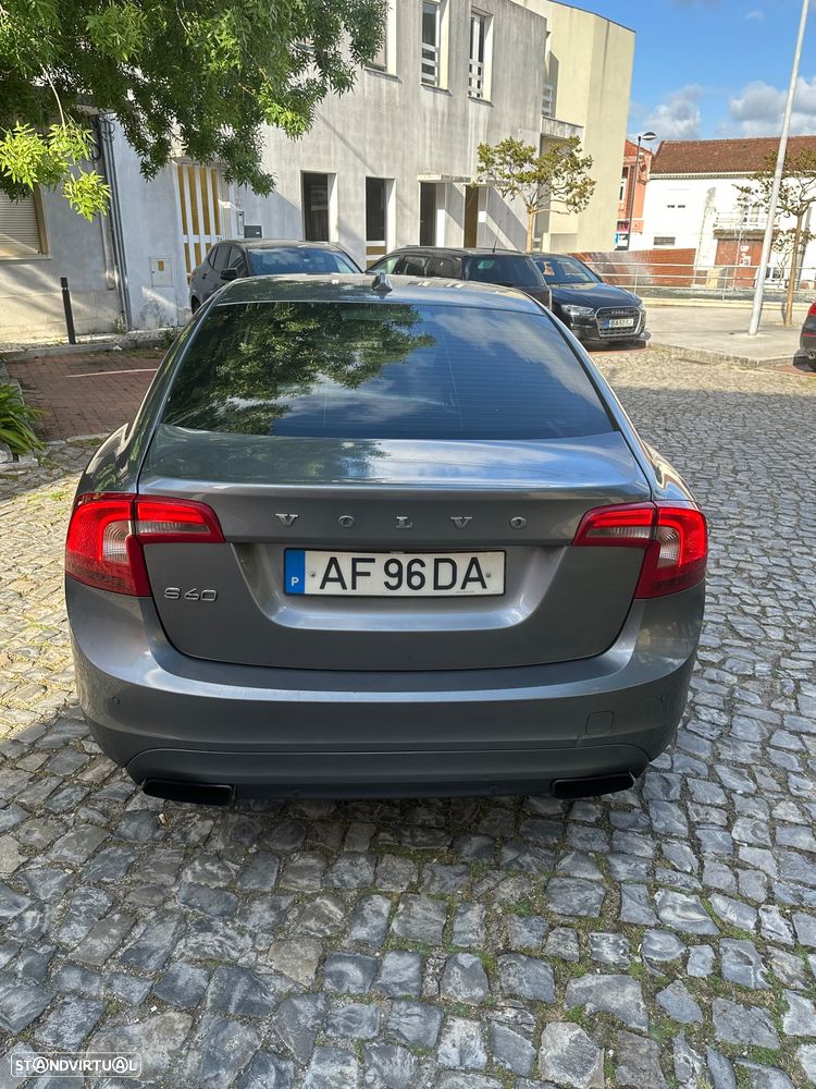 Volvo S60 D4 Momentum - 5
