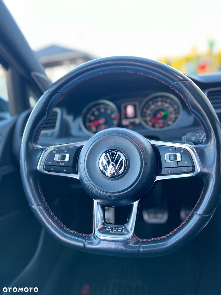 Volkswagen Golf 2.0 TSI BMT GTI Performance DSG - 9