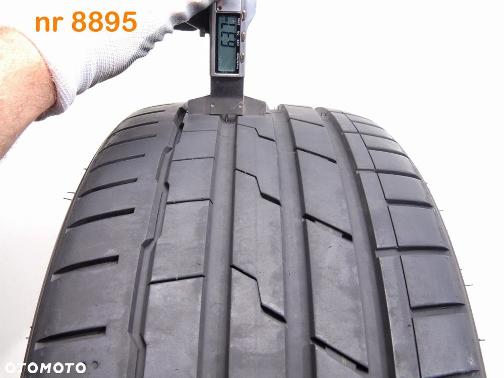 Hankook iON evo K127 235/40 R19 - 2