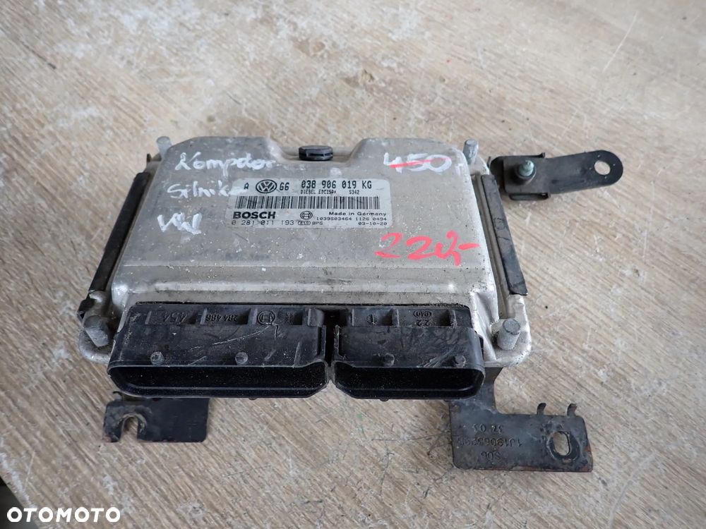 SEAT LEON 1.9 TDI ARL STEROWNIK SILNIKA 038906019KG - 1