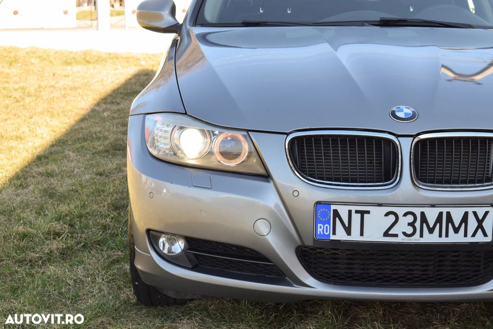 BMW Seria 3 318d Sport Line - 9