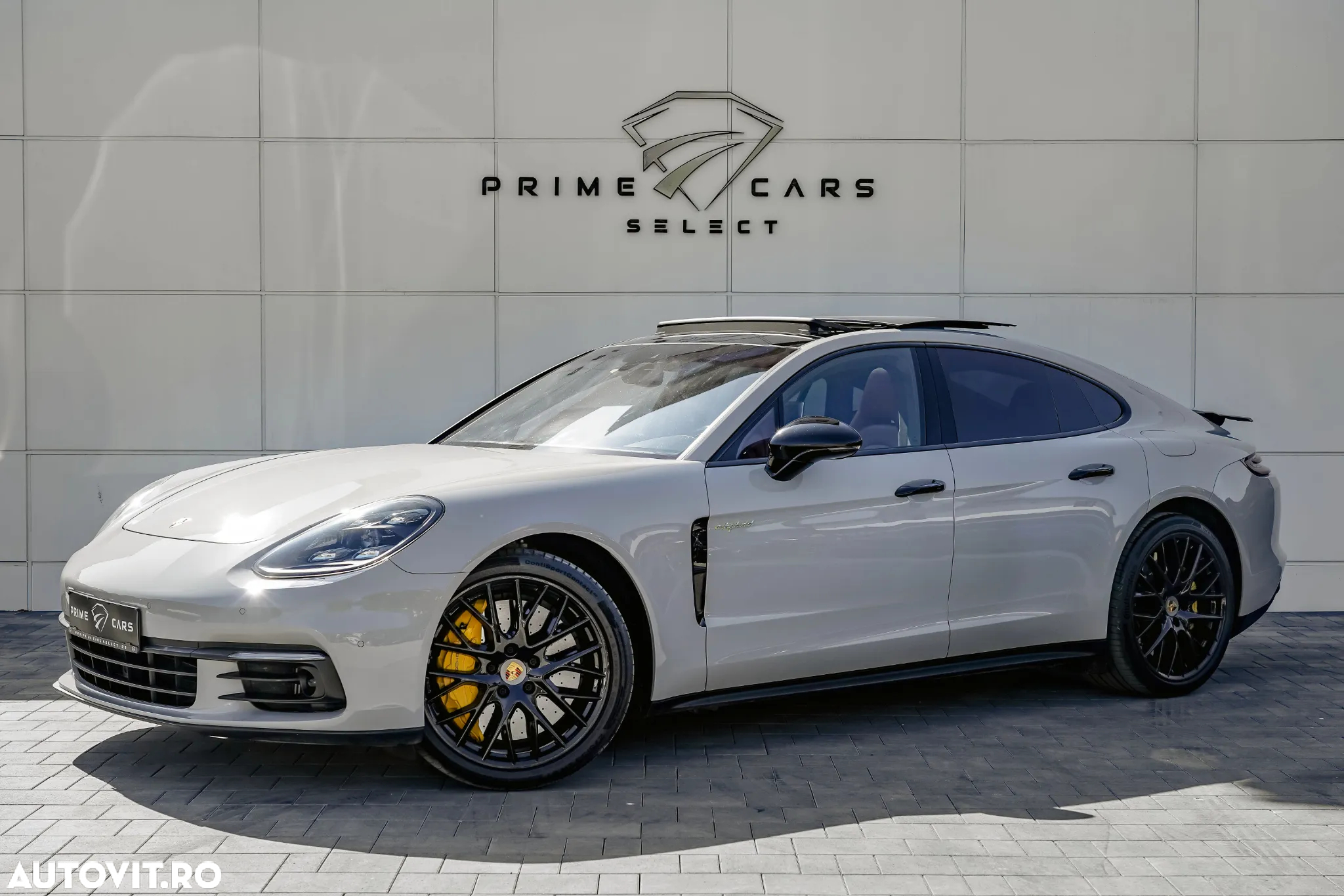Porsche Panamera 4 E-Hybrid - 15