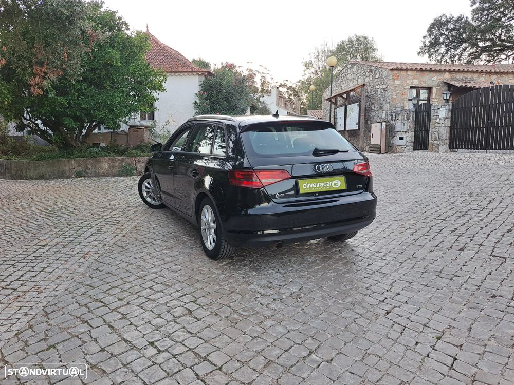 Audi A3 Sportback 1.6 TDI Attraction - 30