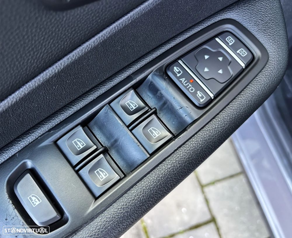 Renault Captur 1.5 dCi Exclusive - 18