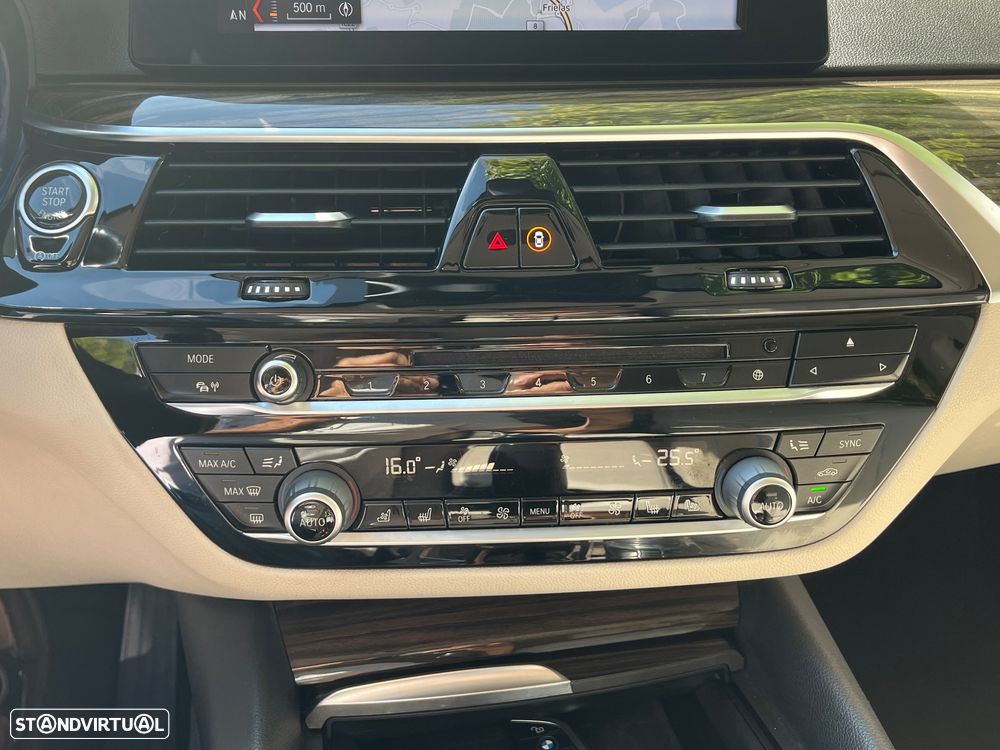 BMW 520 d Aut. Luxury Line - 19