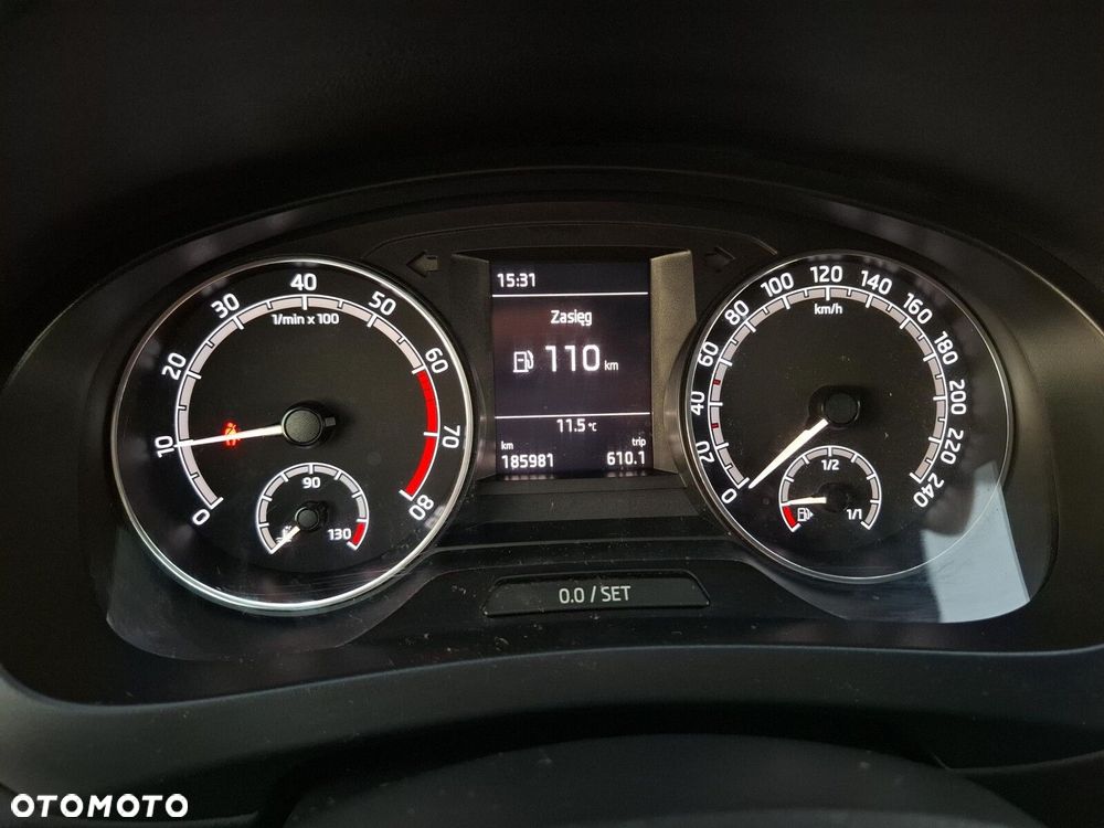 Skoda RAPID 1.0 TSI Ambition - 13