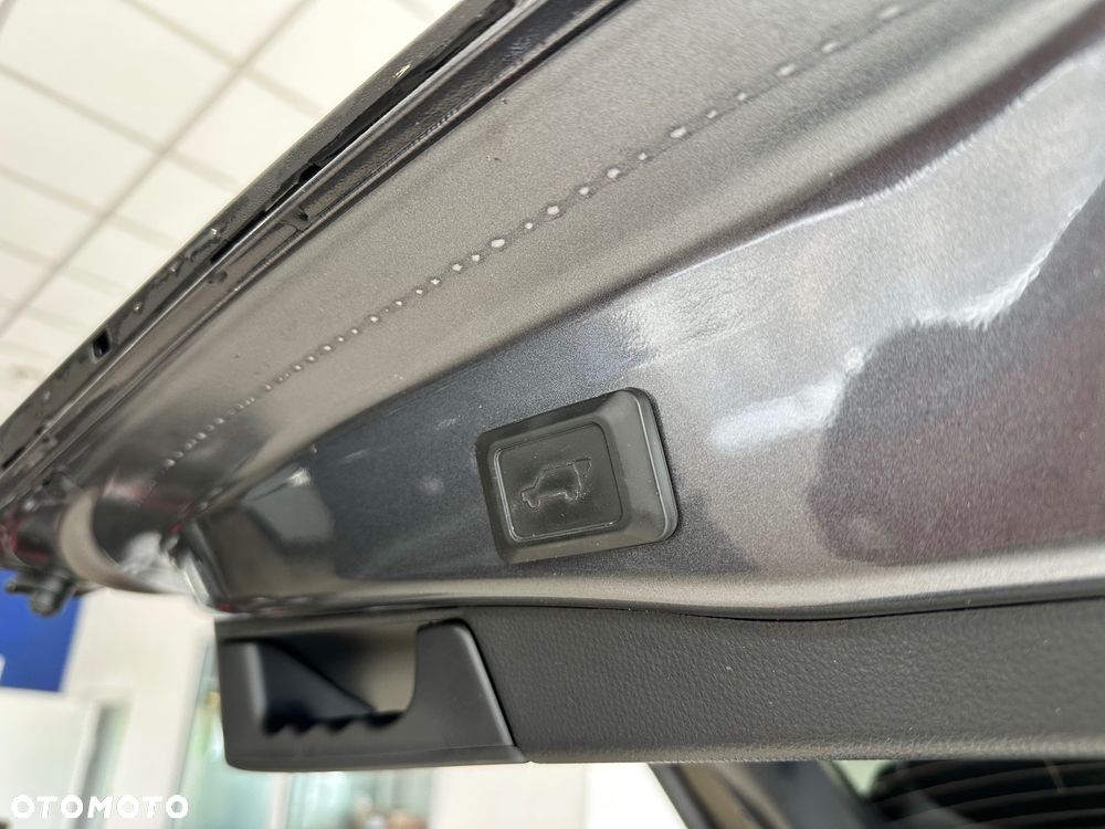 Toyota RAV4 2.5 Hybrid Comfort 4x2 - 23