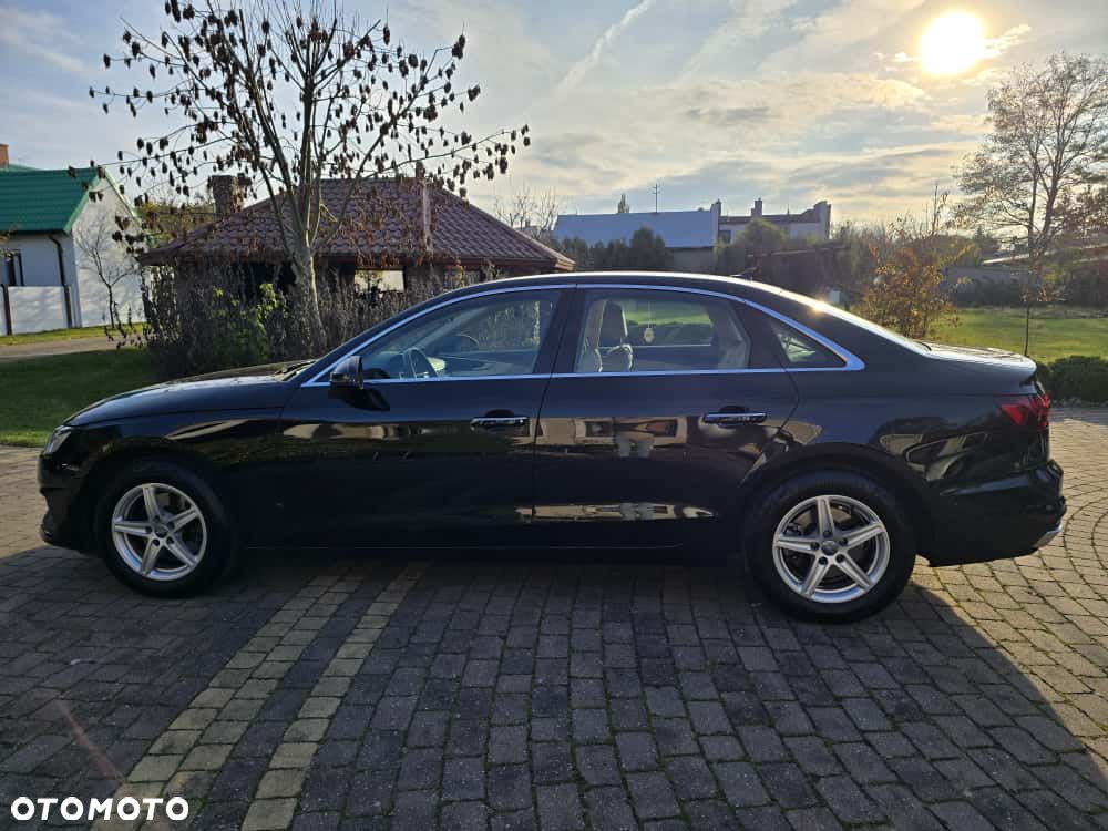Audi A4 Limousine - 8