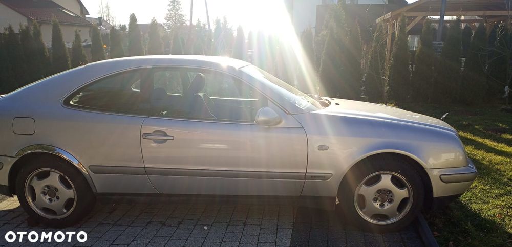 Mercedes-Benz CLK - 2