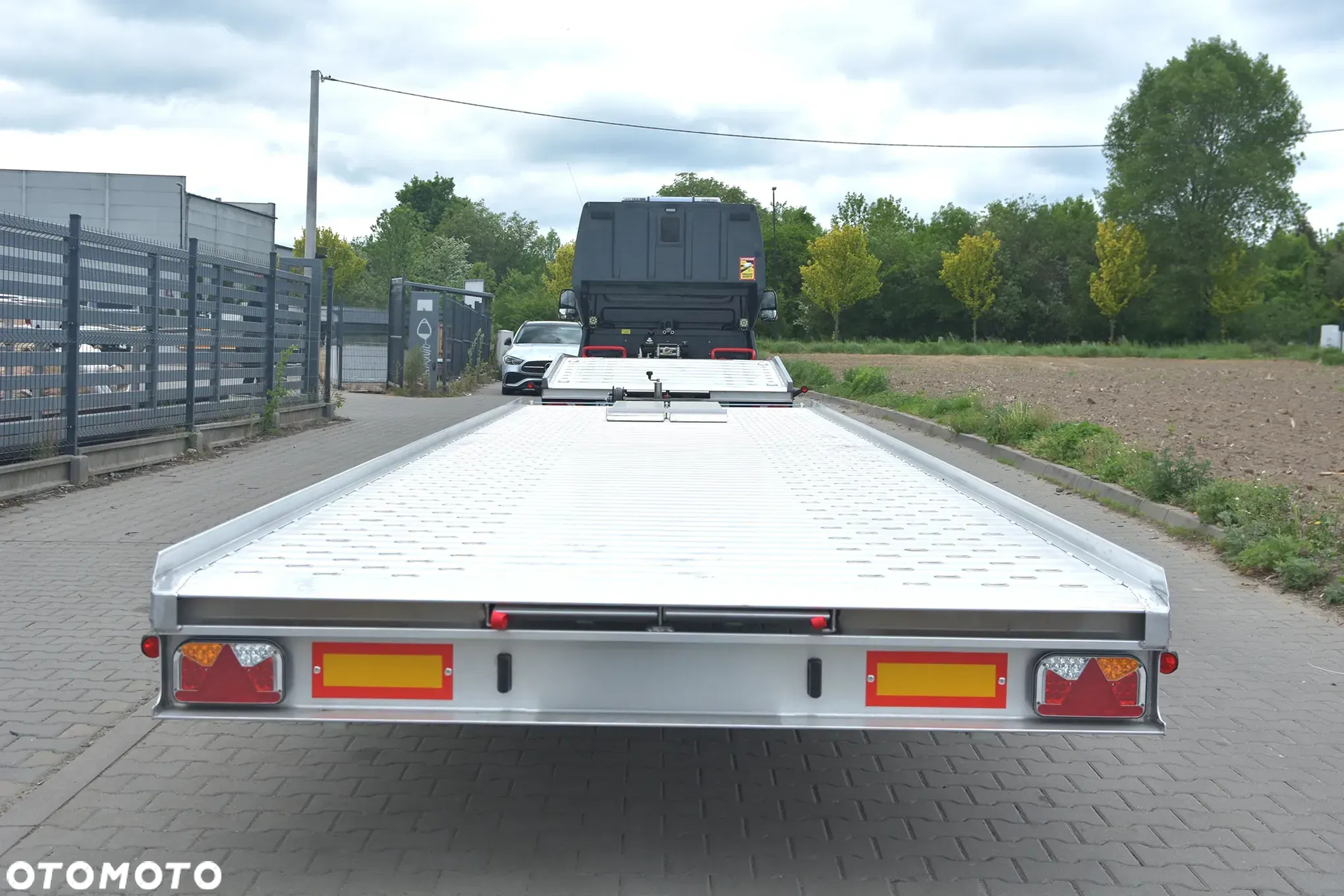 Iveco Daily 35S18HA8 automat z przyczepą 8.5m autolaweta - 16