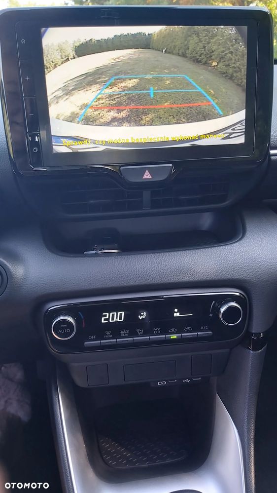 Toyota Yaris Hybrid 1.5 Active - 23