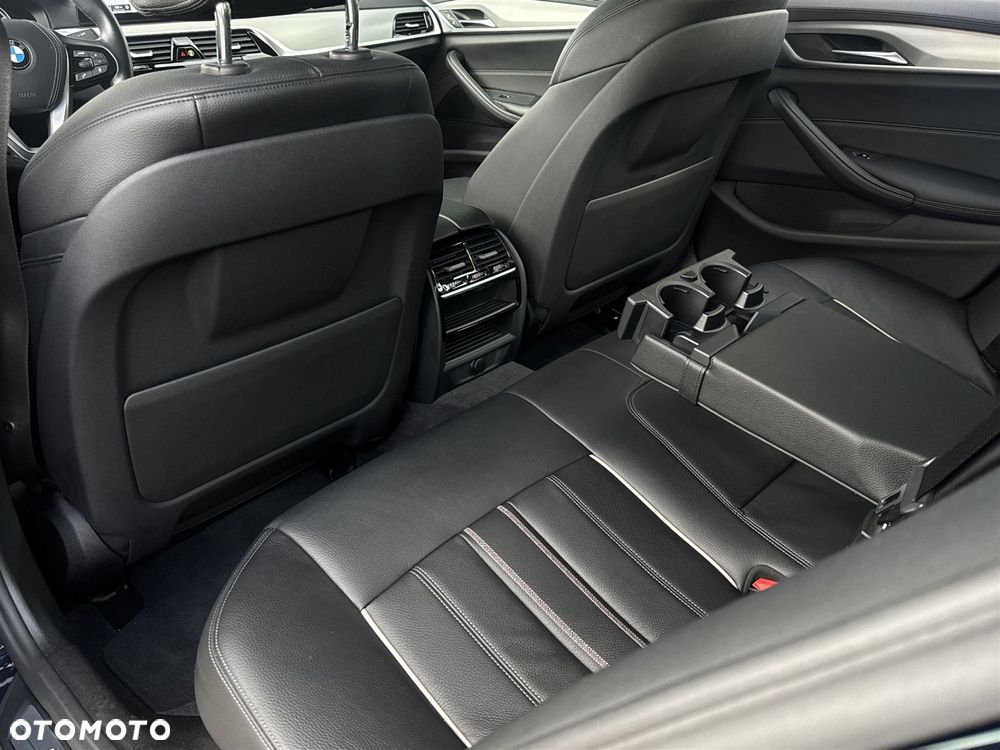 BMW Seria 5 - 22