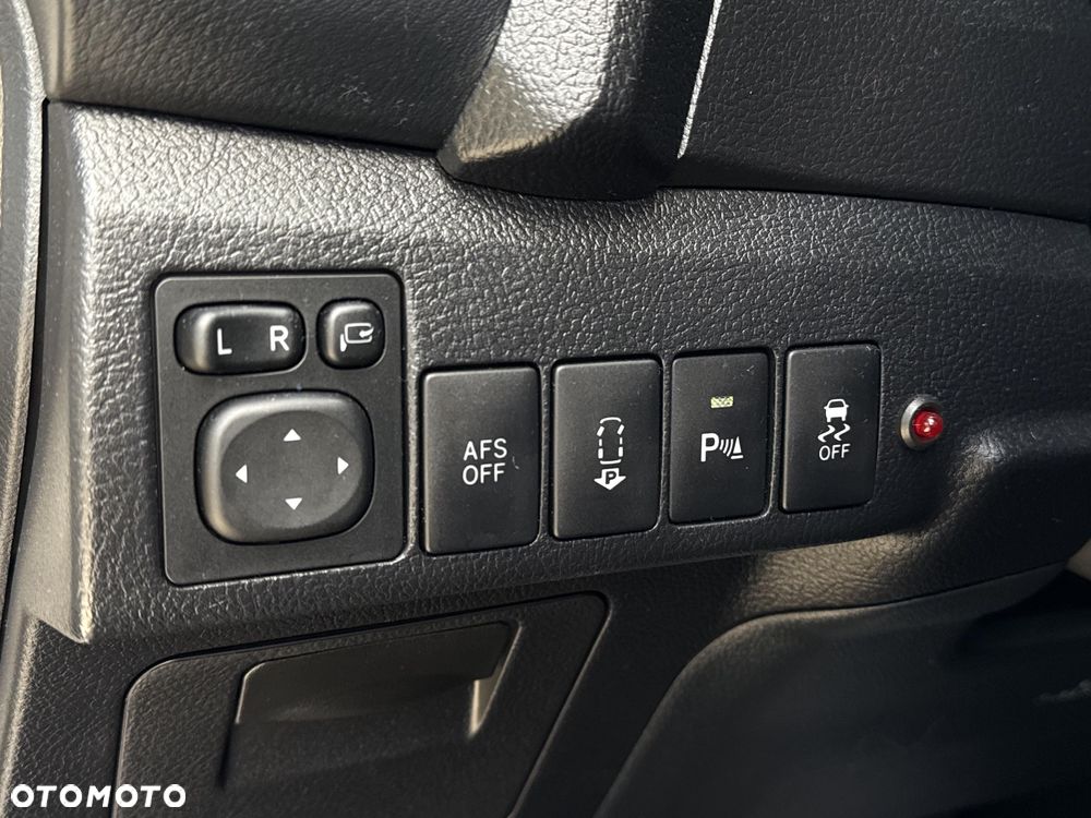 Toyota Auris 1.6 Premium Comfort MS - 19
