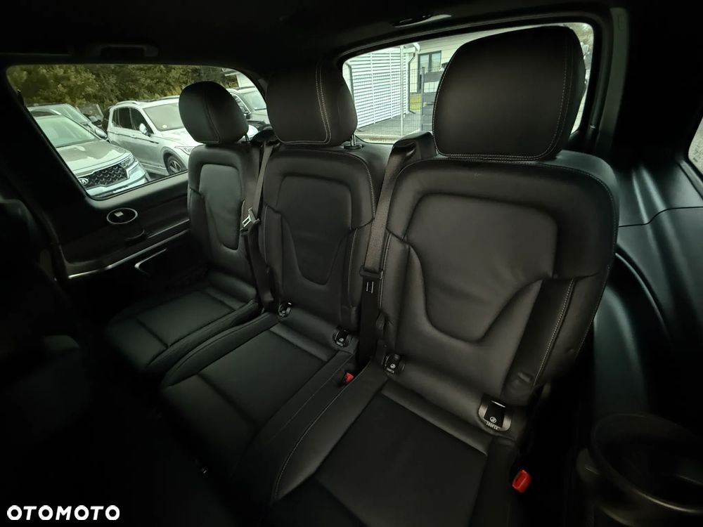 Mercedes-Benz Klasa V 300 d lang 4Matic 9G-TRONIC Avantgarde Edition - 29