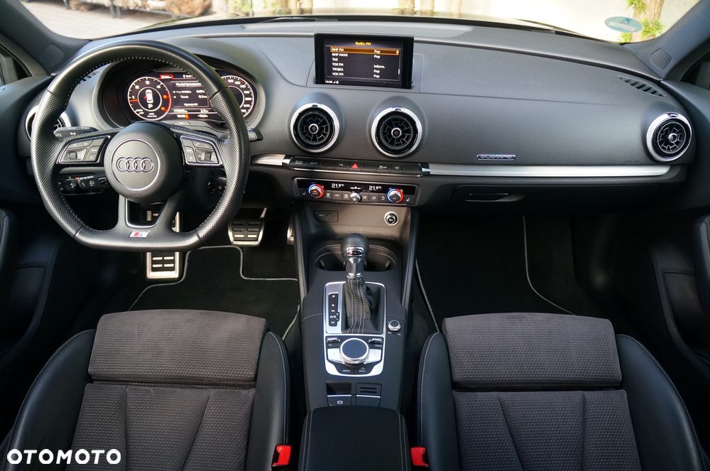 Audi A3 Sportback 2.0 TDI (clean diesel) quattro S tronic S line Sportpaket - 25