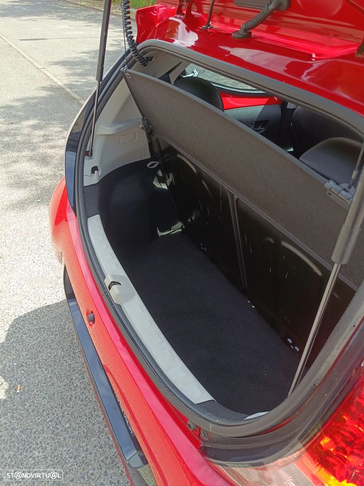 Toyota Aygo 1.0 X-Wave - 25