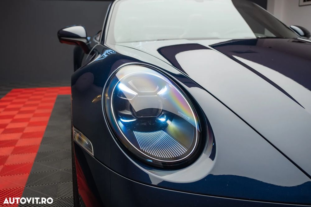 Porsche 911 Carrera 4S PDK - 16