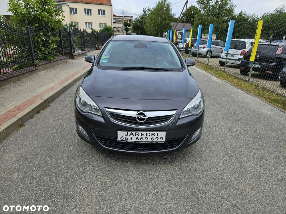 Opel Astra - 2