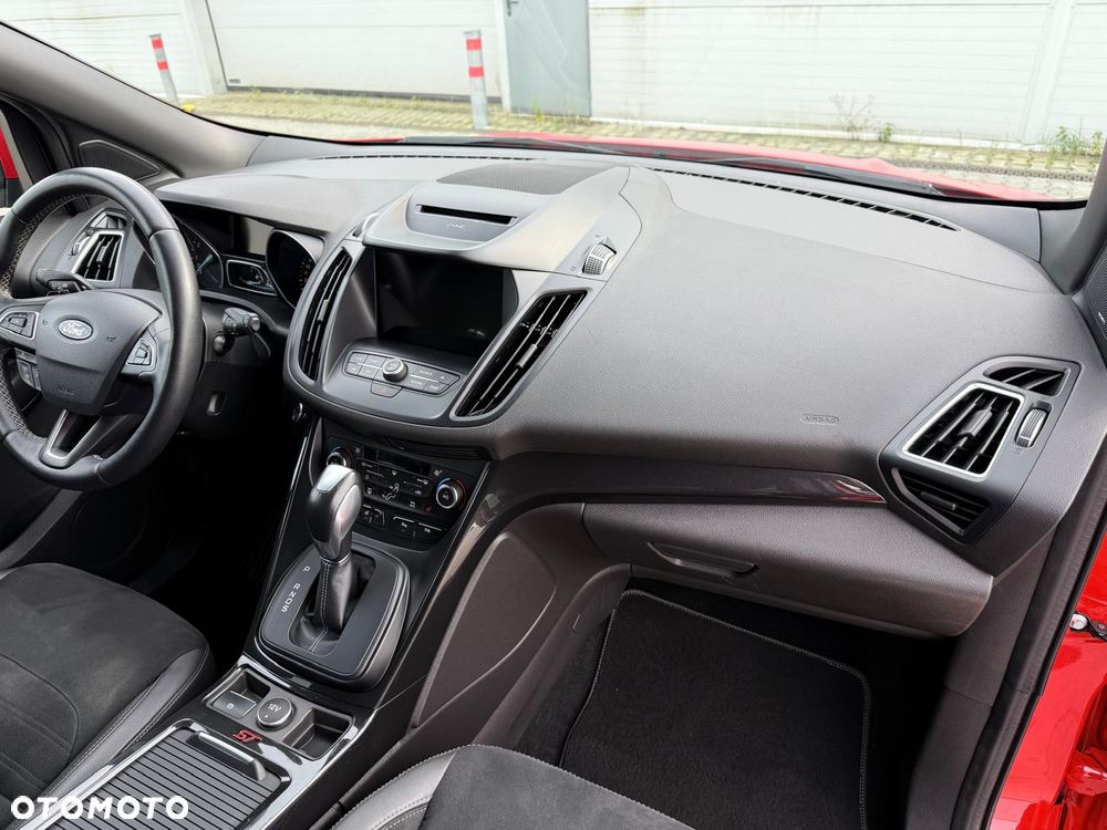 Ford Kuga - 19