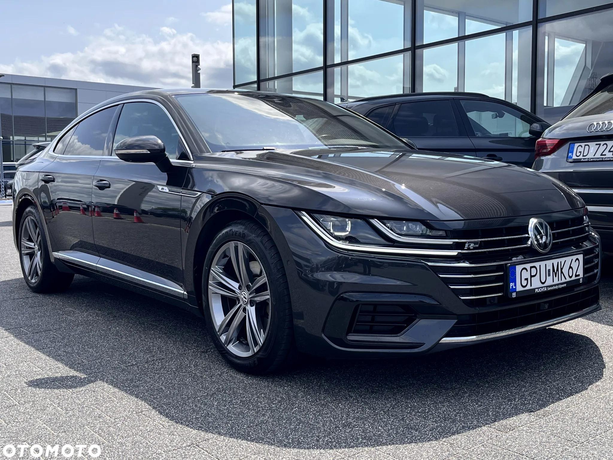 Volkswagen Arteon 2.0 TDI SCR R-Line DSG - 8