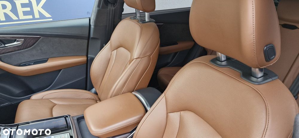 Audi Q8 50 TDI mHEV Quattro Tiptronic - 13
