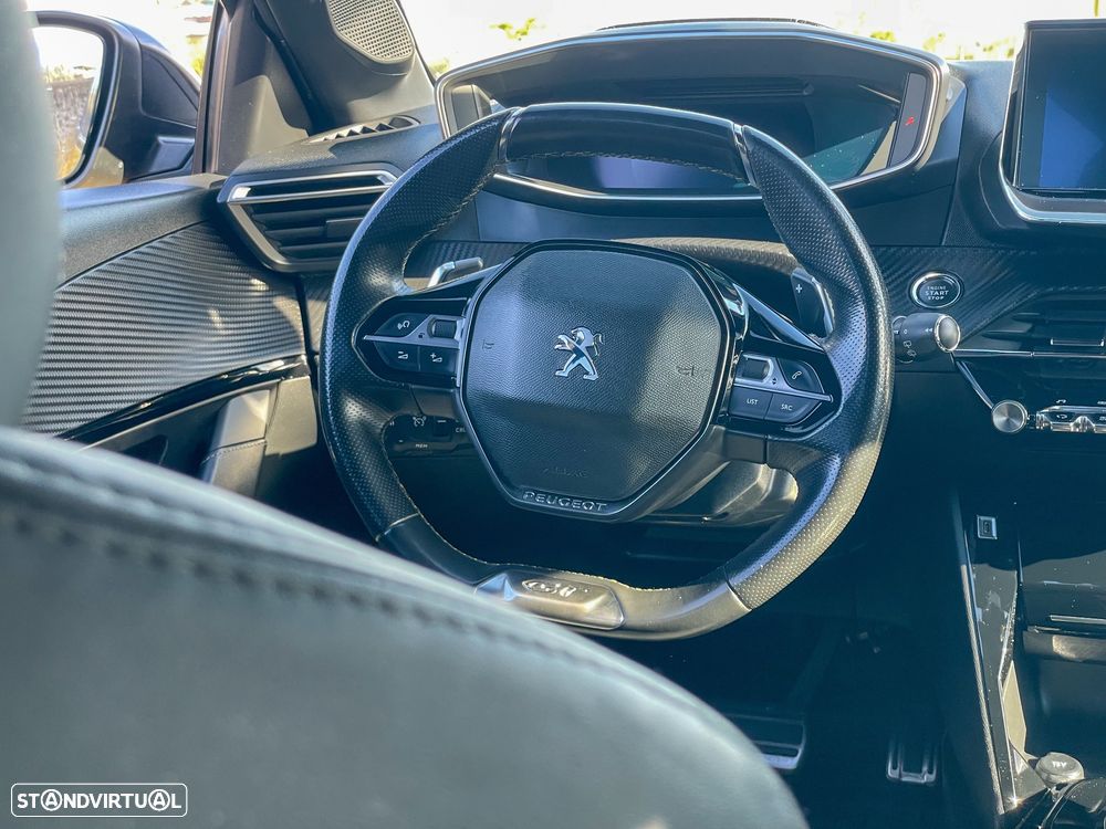 Peugeot 208 1.2 PureTech GT Line EAT8 - 29