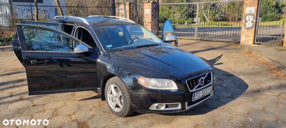 Volvo V70 2.4D Summum - 3
