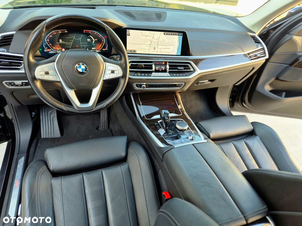 BMW X7 xDrive30d sport - 22