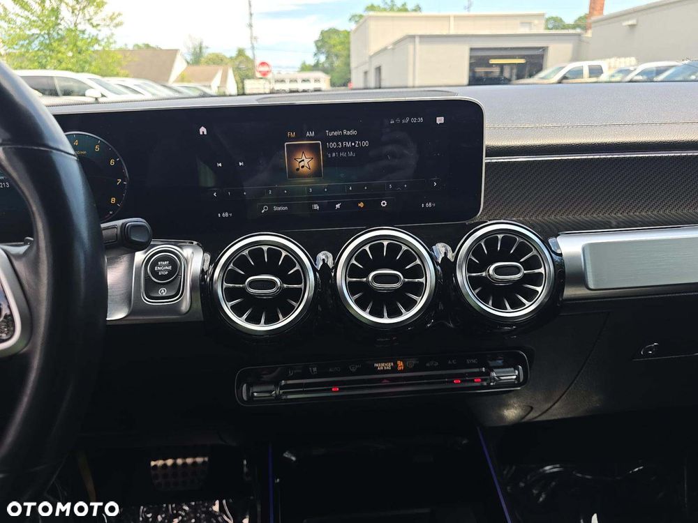 Mercedes-Benz GLB 250 4Matic 8G-DCT AMG Line - 8