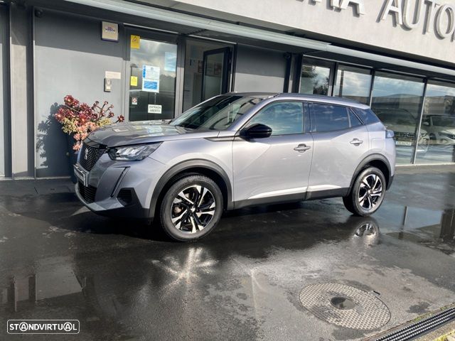 Peugeot 2008 BlueHDi 130 EAT8 Allure - 4