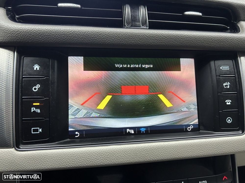 Jaguar XF 2.0 D Prestige Aut. - 13