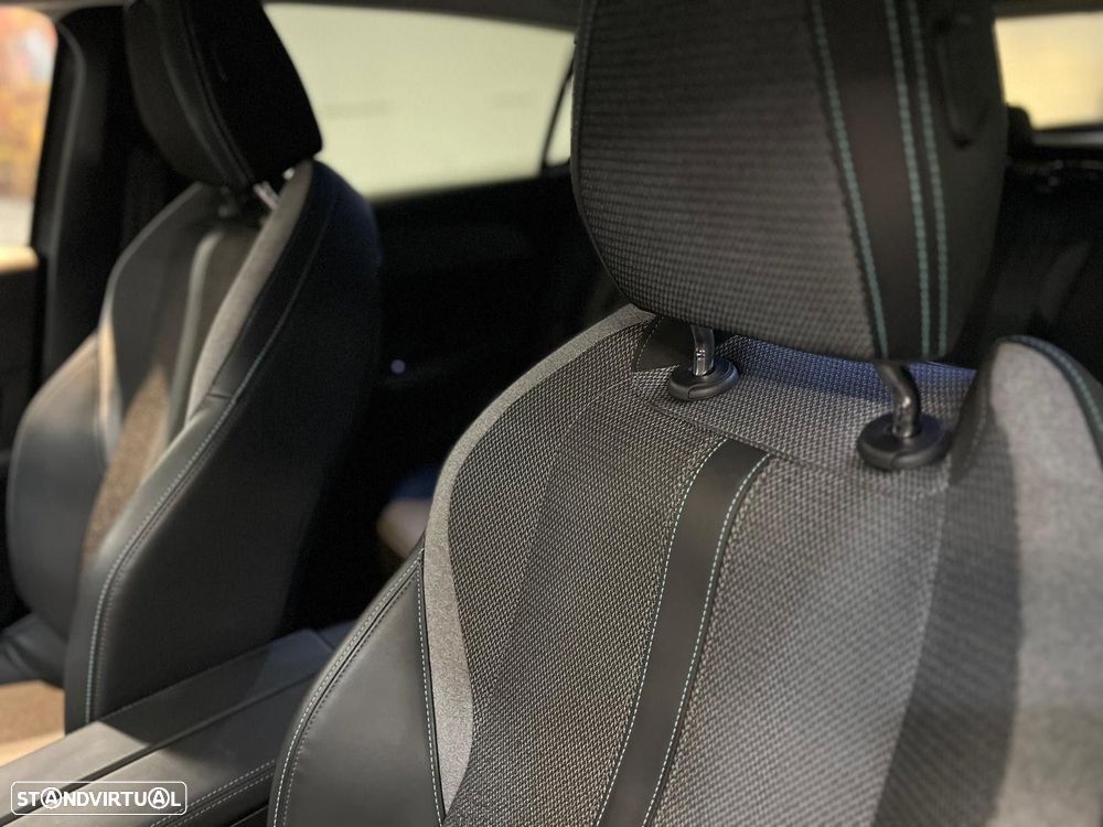 Peugeot 308 1.2 PureTech Allure - 20