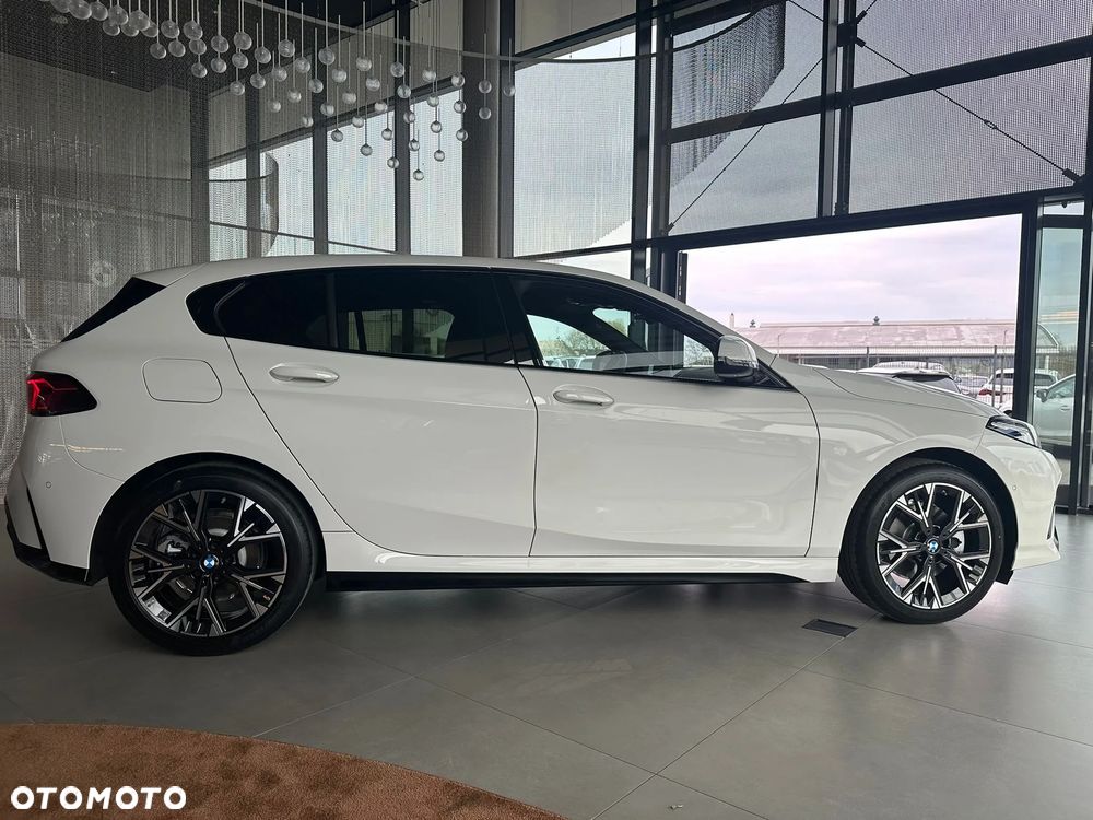 BMW Seria 1 123 mHEV xDrive - 7