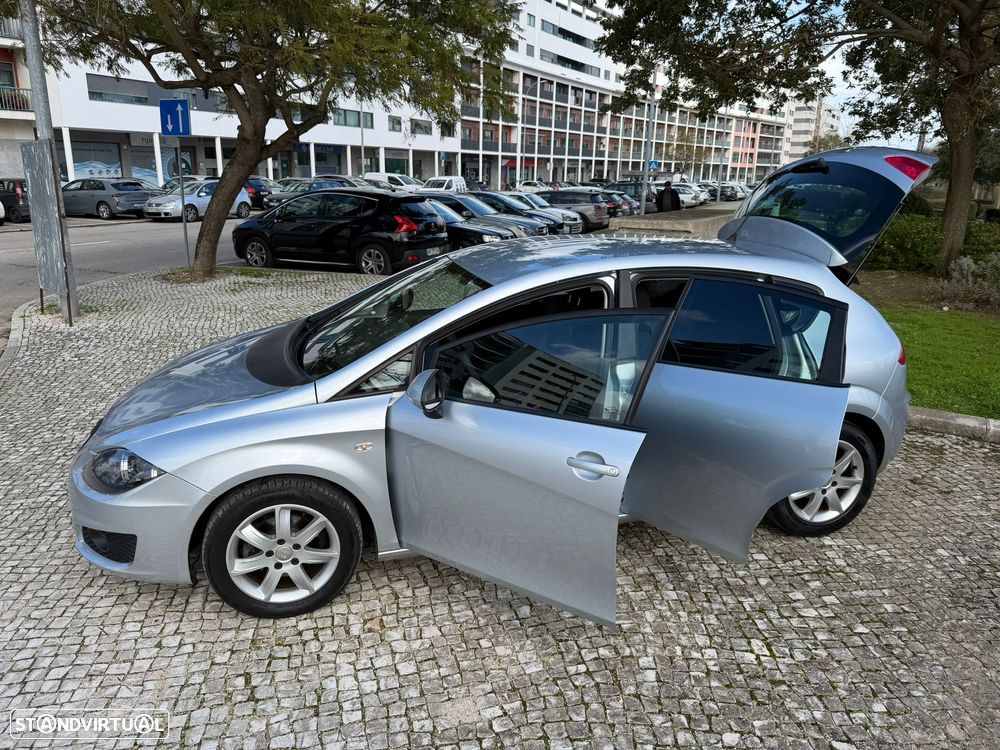 SEAT Leon 1.6 TDI ECOMOTIVE Reference - 11