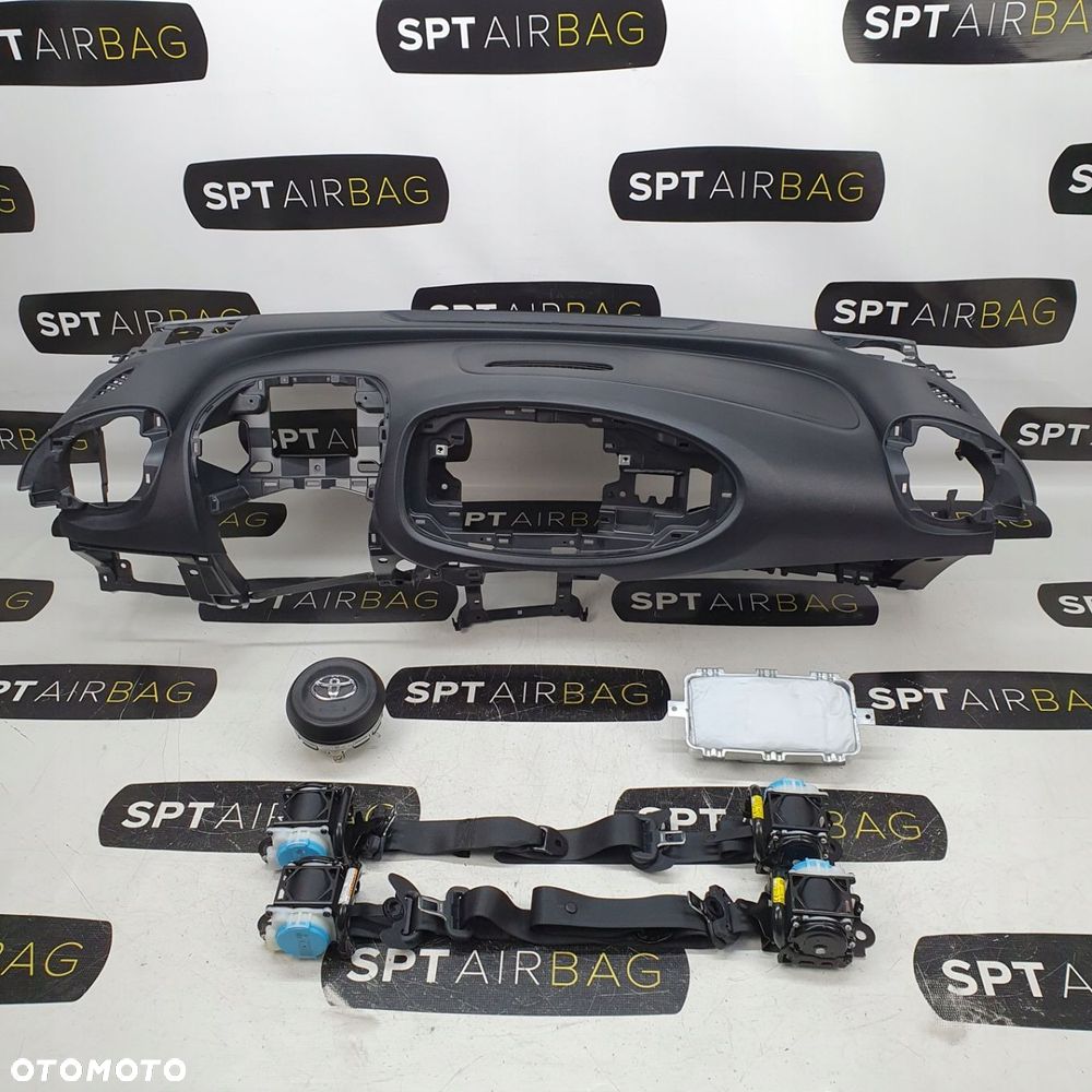 TOYOTA AYGO X DESKA ROZDZIELCZA KONSOLA KOKPIT PULPIT PODUSZKI AIRBAG AIR BAG PASY KIT SET - 1