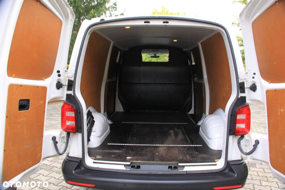 Volkswagen Transporter T6 - 18