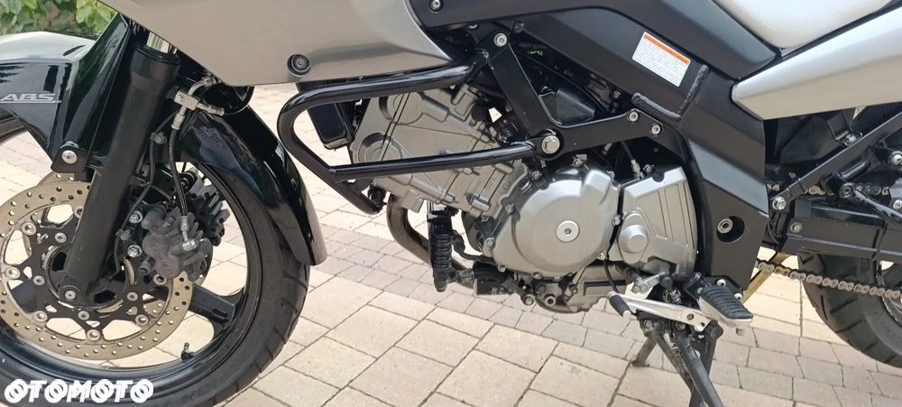 Suzuki V-STROM - 37