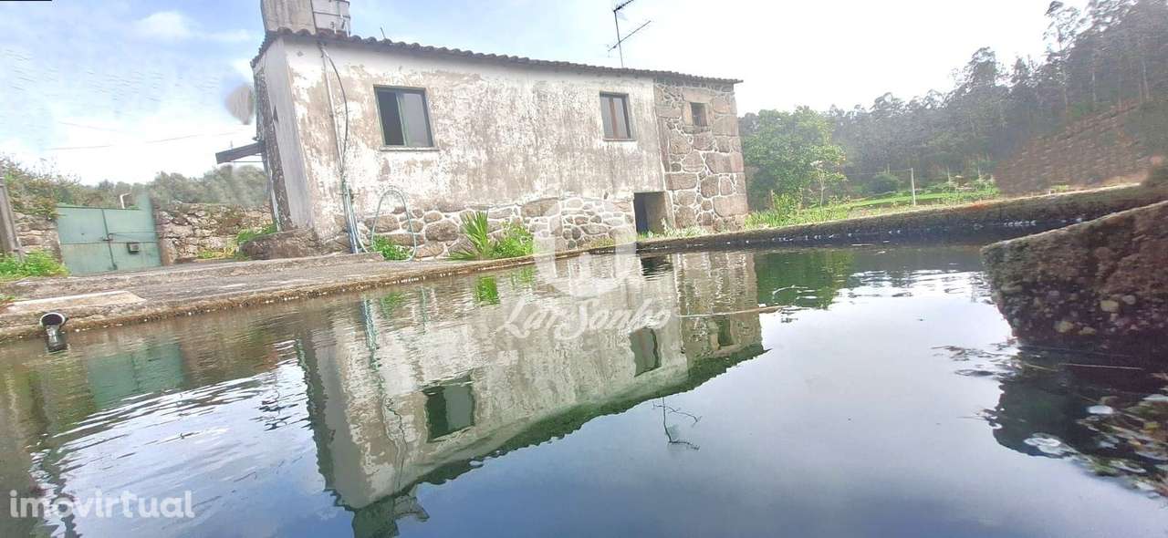 Moradia em Pedra com terreno - Grande imagem: 2/35