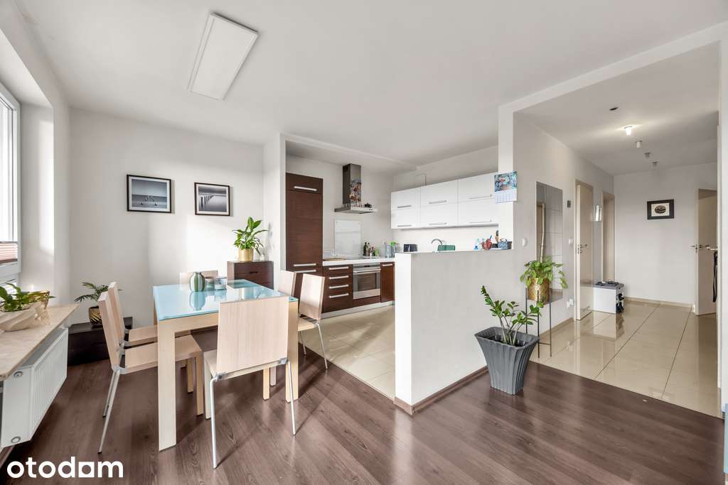 Przestronne 64 m²| 2 pokoje| 2 garderoby| Metro