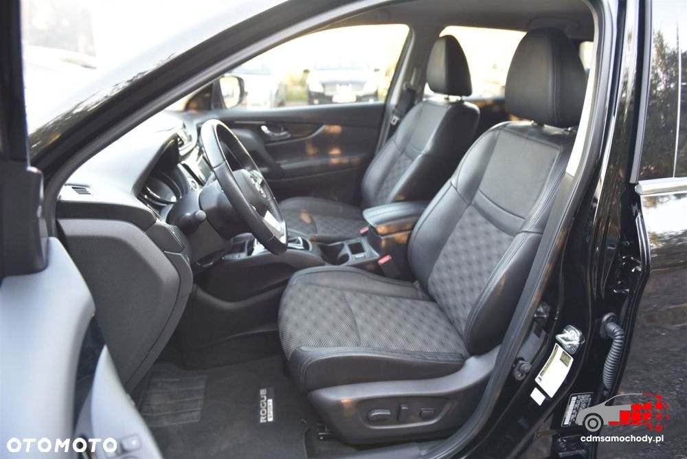 Nissan Rogue - 15