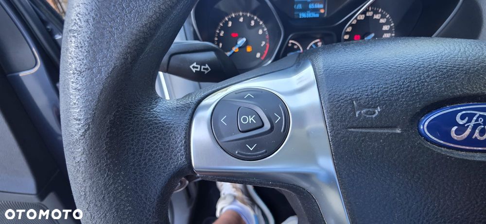 Ford Focus - 24