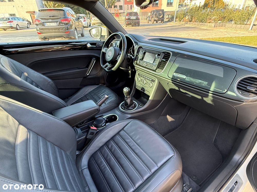 Volkswagen Beetle 2.0 TDI DPF Sport - 9