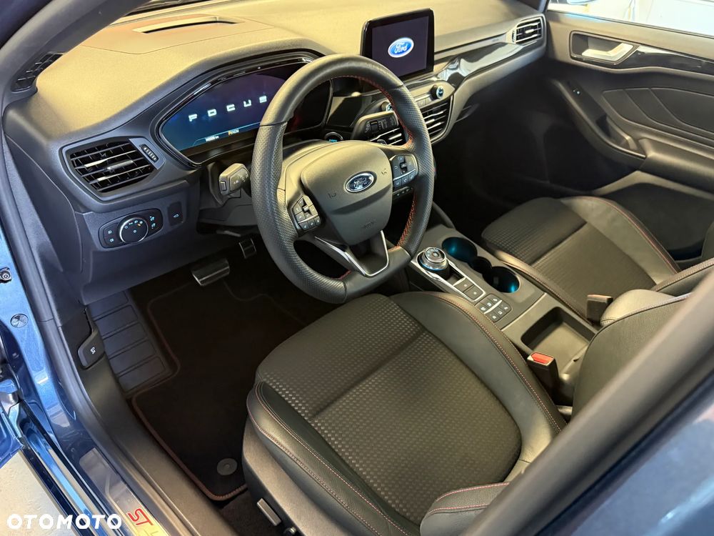 Ford Focus 1.5 EcoBlue Start-Stopp-System ST-LINE STYLE - 20
